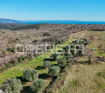Peruški, Peruški, 3.198,00 m2, 250.000,00 EUR