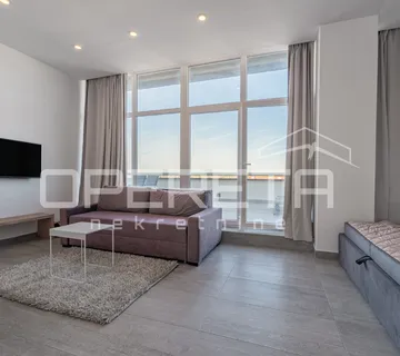 ISTRA, UMAG - Impresivni studio apartman s otvorenim pogledom na more i grad - cover