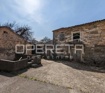 Istra, Karojba- 3 starine za adaptaciju