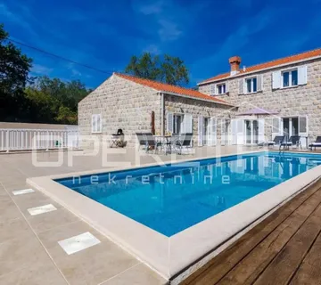 Vitaljina, Konavle - kuća 196 m2 s bazenom na parceli 775 m2 - cover
