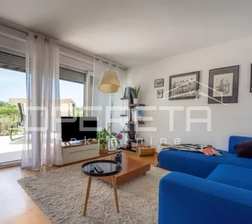 Uređen trosoban stan s privatnim vrtom i terasom, 89 m², prizemlje, Mocire, Zada - cover