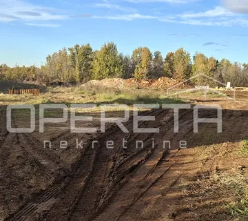 Istra, Poreč okolica- Građevinsko zemljište s građevinskom dozvolom - cover