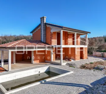 Istra, Višnjan okolica - Samostojeća kuća u roh bau fazi - cover