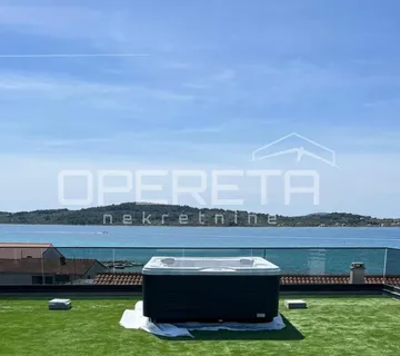 Stan 2s+ studio, 50m od mora, Srima - cover