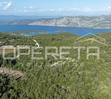 Atraktivno poljoprivredno zemljište 9400 m2, nedaleko od mora, Pupnat - cover
