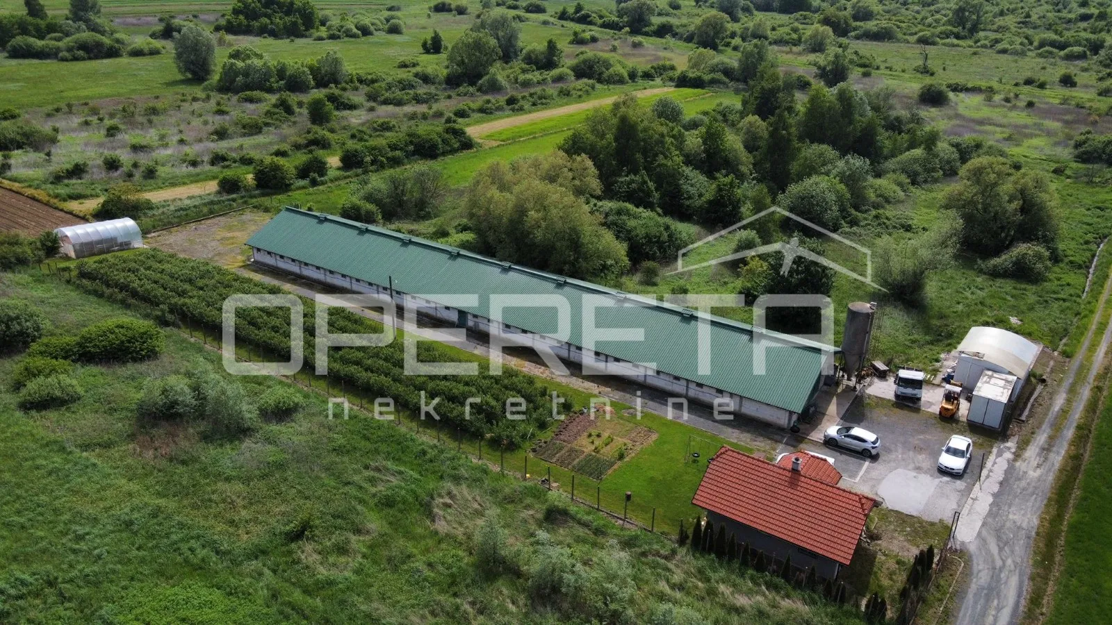 Ključ, Zgrada, 225.000,00 EUR - cover