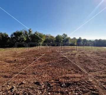 Rebići, Prnjani, 589,00 m2, 50.000,00 EUR - Barban