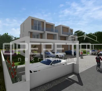 Umag – Građevinsko zemljište s dozvolom za 6 stanova