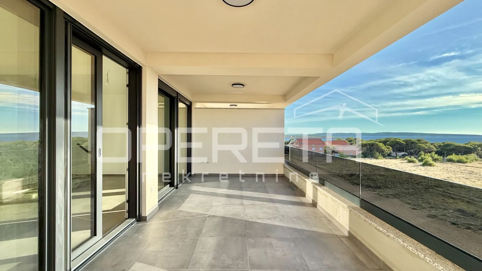 2S apartman na drugom katu – Povljana - cover