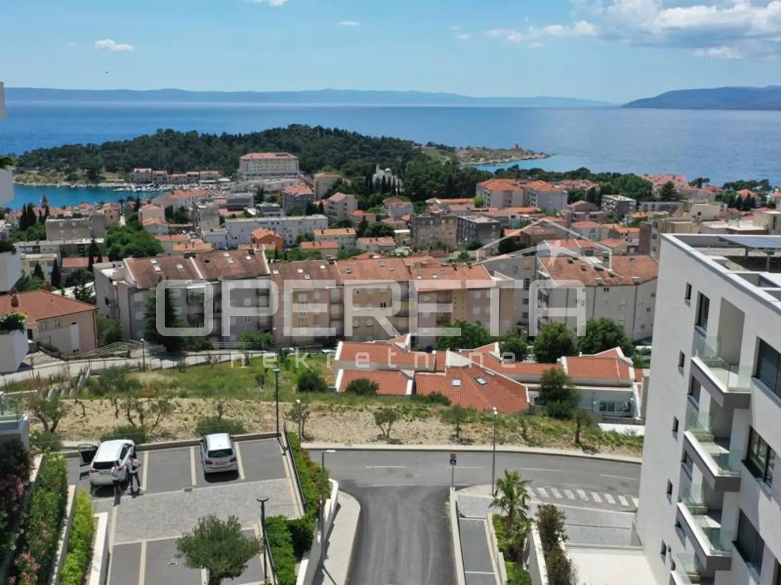 Useljivi stanovi u novogradnji - Makarska - spoj moderne arhitekture i vrhunskih - cover