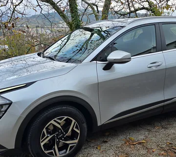 Prodajem KIA Sportage 1.6 - cover