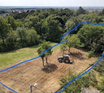 Građevinsko zemljište 1367 m² – Remete, mir, šuma, blizina centra - cover