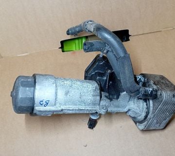 Audi A4 B7 kučište filtera ulja s hladnjakom 038115389c  - cover