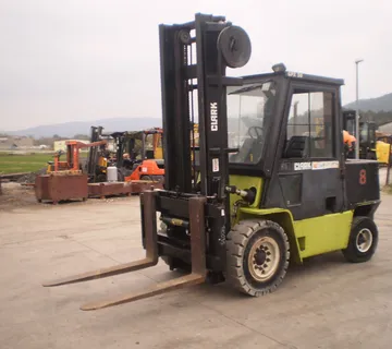 Čeoni Plinski 5000 kg CLARK GPX50 - AKCIJA - Buzet