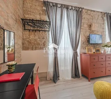 Pula, centar, stan 59 m2 (prodaja) - cover