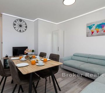 ***Split, Grad - dvije moderne apartmanske jedinice u centru grada*** - cover