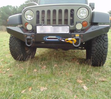 BRANIK WRANGLER JK PREDNJI - cover