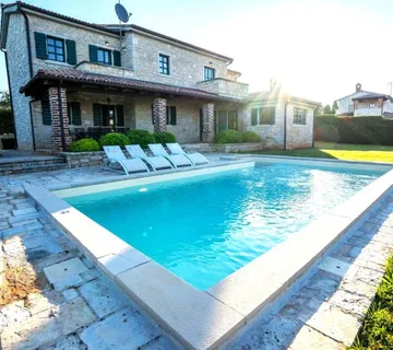 SVETI LOVREČ-RUSTIKALNA VILA SA BAZENOM (prodaja) - cover