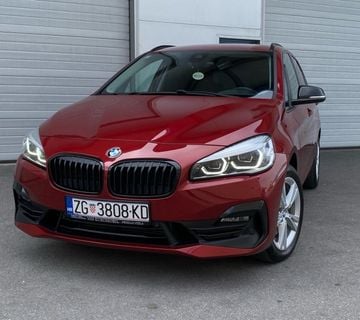 BMW 218d Active Tourer AUTOMATIK | LED | NAV | PARK ASSIST | REG 11/25 - cover