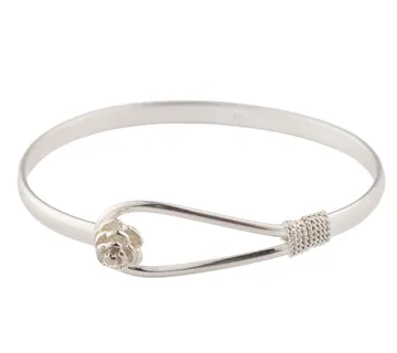 Srebrna narukvica Rose - cover