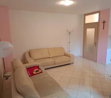 Stan u suterenu. Samo za gotovinu - cover