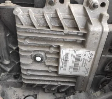 RENAULT MEGANE 3 2013 1.5 DCI KOMPJUTER MOTORA - cover