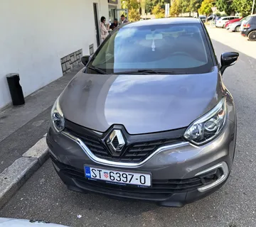 Renault Captur -svega 26.000 km - cover