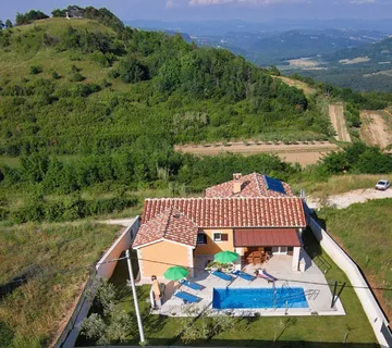 VIŽINADA, samostojeća kuća s panoramskim pogledom, KOP-739 - cover