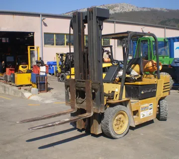Caterpillar G30s-2 - Buzet