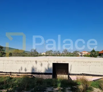 Zemljište s projektom i građevinskom dozvolom u Dubravi - Dubrava kod Šibenika, Šibenik