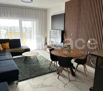 Namješten stan s pogledom na more, Seget Donji, 79.50m², 2. kat - cover