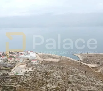 Prilika! Ražanac : Građevinsko Zemljište 670 M2