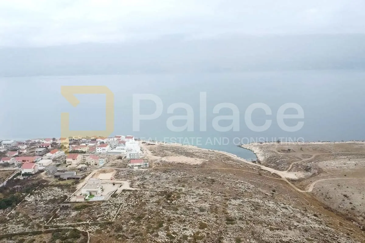 PRILIKA! RAŽANAC : GRAĐEVINSKO ZEMLJIŠTE 670 M2 - cover