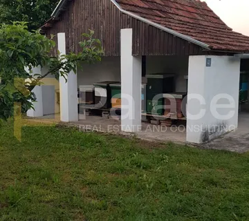 Prodaja vikendice s voćnjakom, Dalj planina - Dalj, Erdut