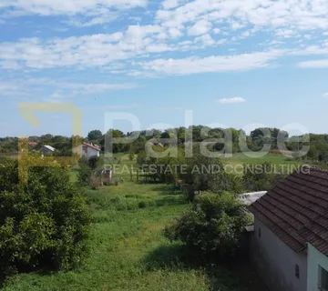 Velika parcela s dva prilaza u Vardarcu, blizu Osijeka  2158m² - cover