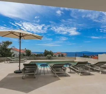 Duplex vile 288m2 sa bazenima, 300 metara od mora, Jakišnica, otok Pag - cover
