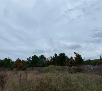 Građevinsko zemljište 1329 m2 u Dubravi - Dubrava kod Šibenika, Šibenik
