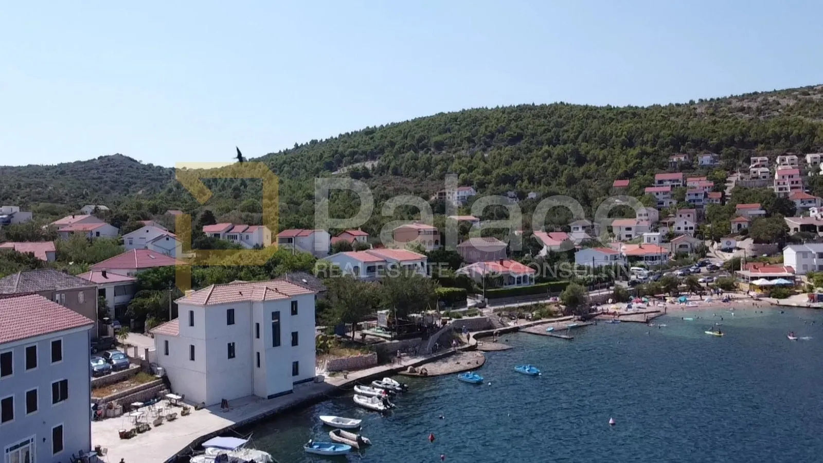 Građevinsko zemljište sa panoramskim pogledom na more 1601m2 - cover