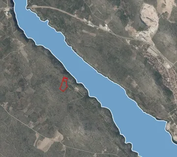 Poljoprivredno zemljište, Martinska-Šibenik, 23.500 m2 - cover