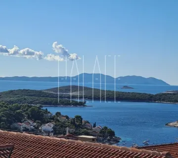 Krasna kuća, Hvar, s pogledom na more, 388m2 - cover
