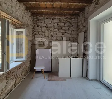 Poslovni prostor u srcu stare gradske jezgre - Šibenik