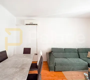 Zagreb, Donji Grad - udoban dvosoban stan, 52 m2