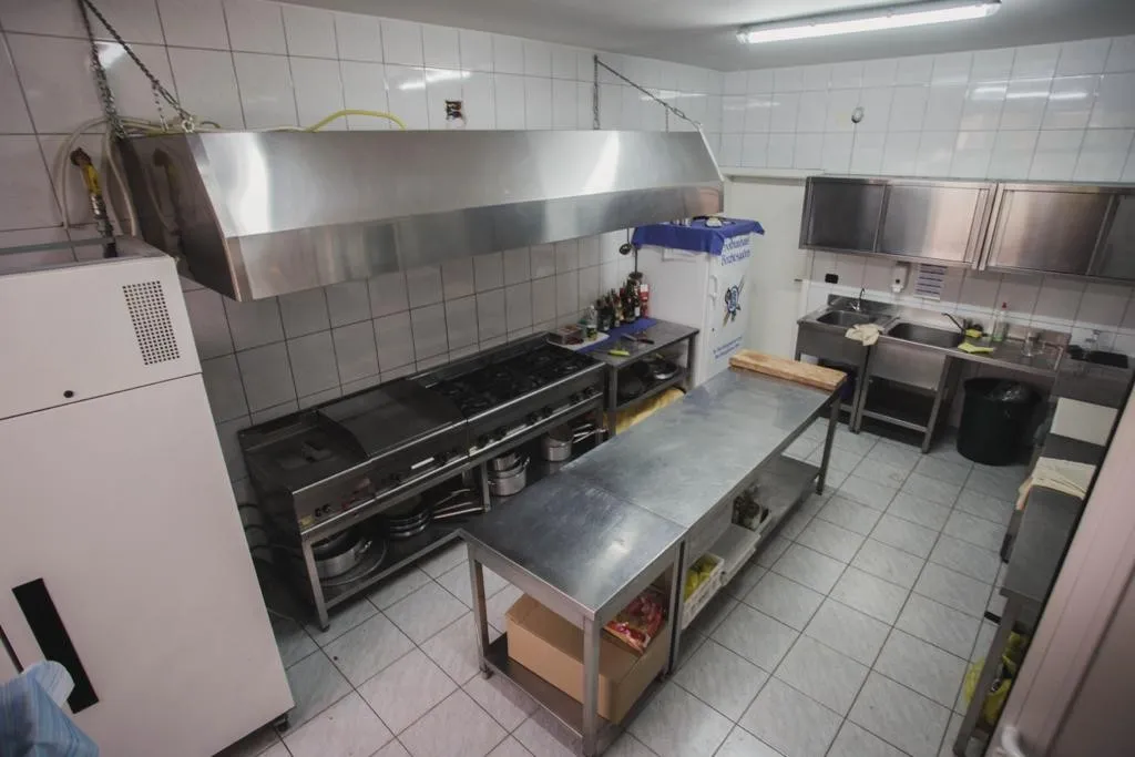Prodaje se hotel s restoranom u Vukovaru - cover