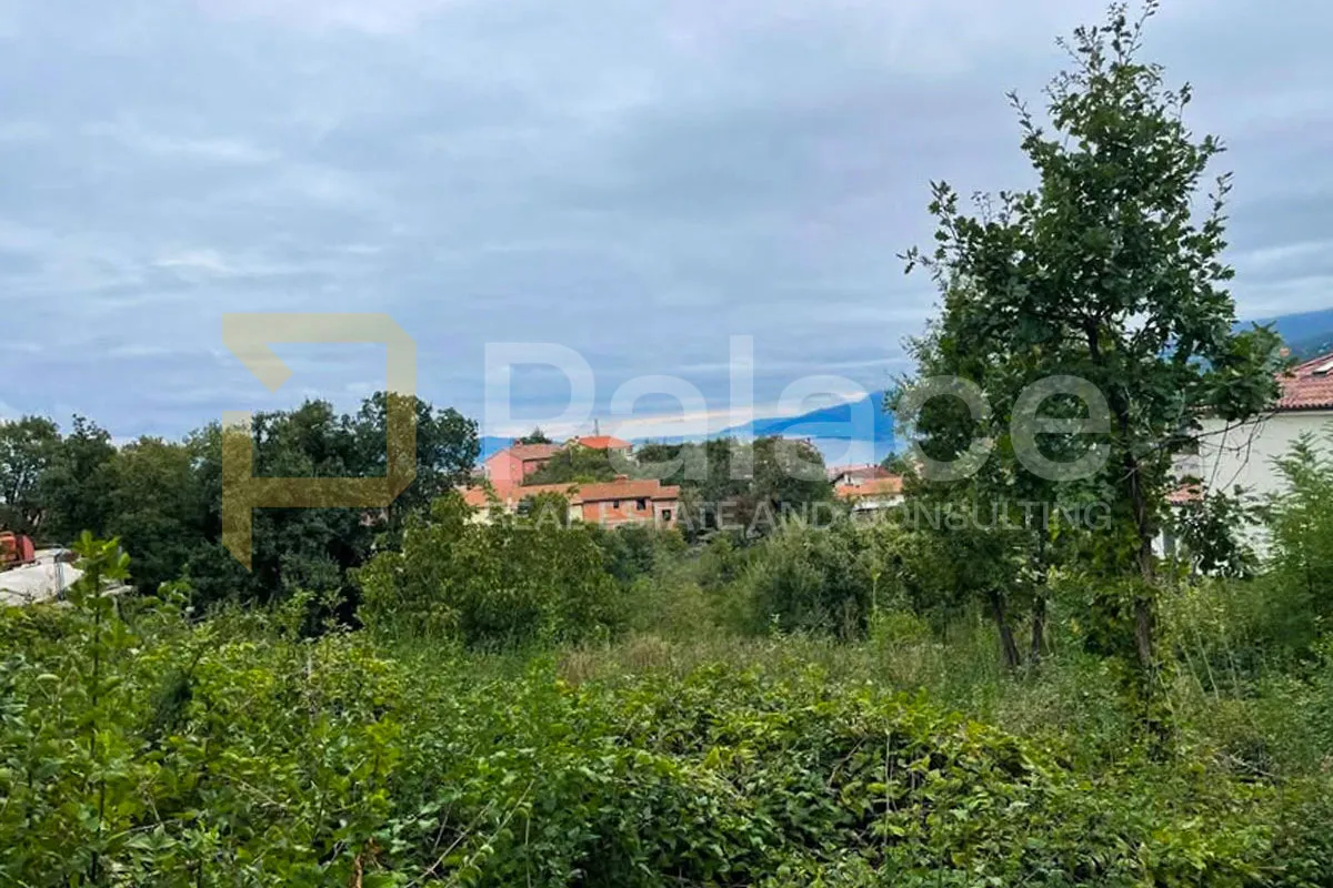 Vrhunsko zemljište s građevinskom dozvolom i pogledom, Kastav, 1000m2 - cover