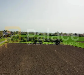 Zemljište u građevinskoj zoni, 902 m2, Sarvaš - Sarvaš, Osijek