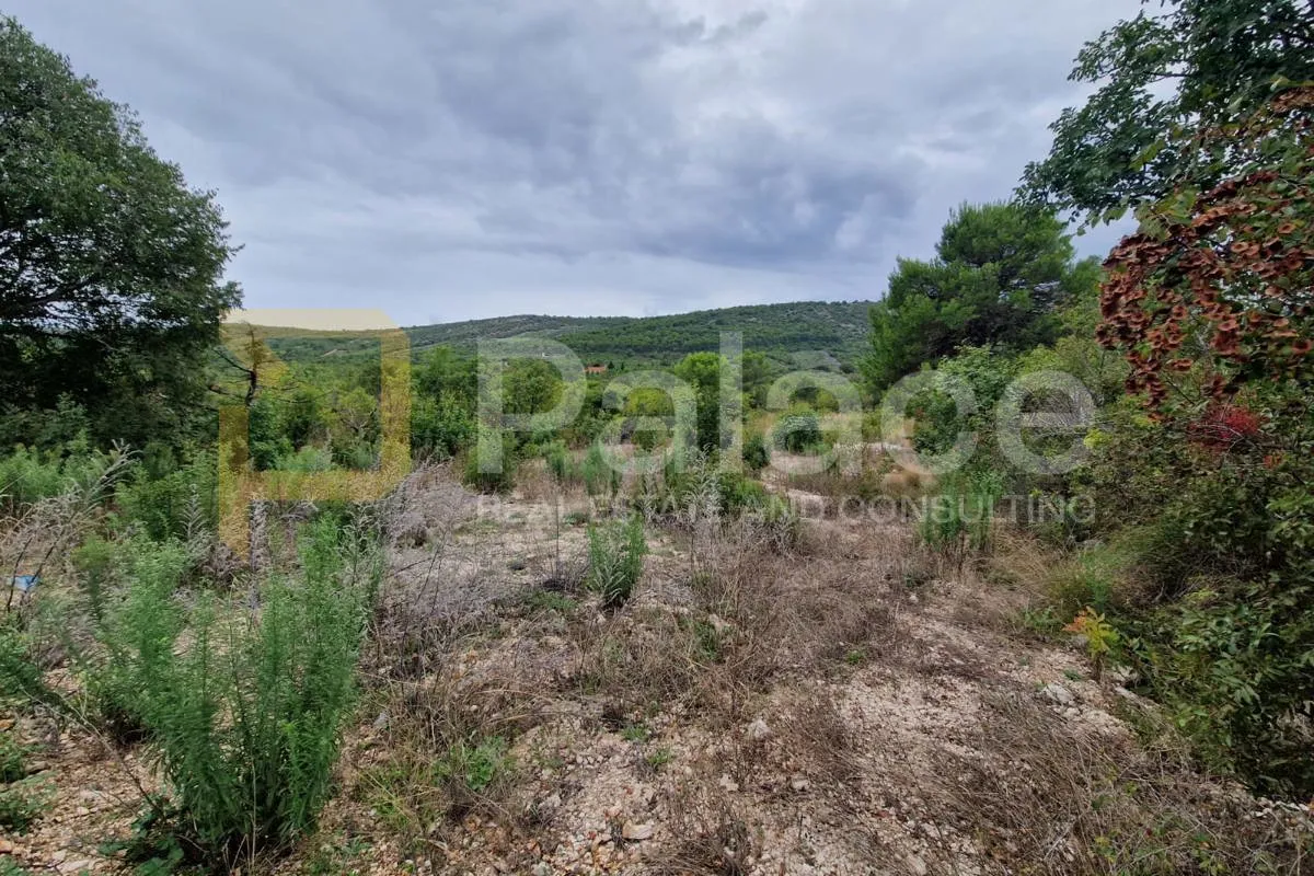 Poljoprivredno zemljište uz put, Kruševo 1.537m2 - cover