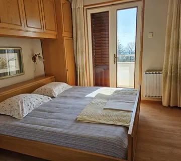 Kuća (mješovite poslovno-stambene uporabe) s okućnicom, Opatija, Pobri - cover