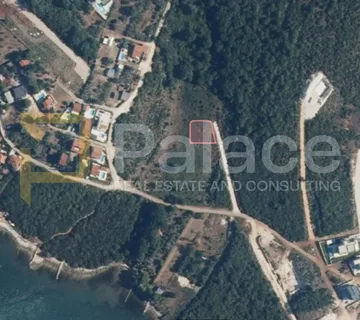 Građevinsko zemljište blizu Medulina - 200m od mora