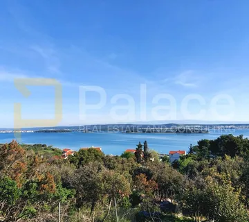 Tkon : Građevinsko zemljište s pogledom na more 2343 m2 - cover