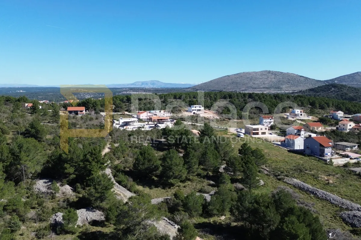 Građevinsko zemljište u Bilicama - prilika za investiciju, 924 m2 - cover